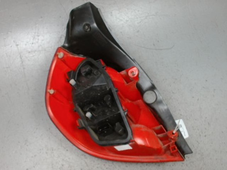 FEU ARRIERE DROIT RENAULT CLIO III 2005-