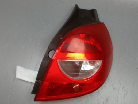 FEU ARRIERE DROIT RENAULT CLIO III 2005-