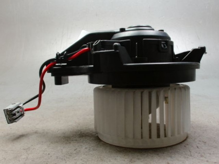 MOTEUR VENTILATEUR CHAUFFAGE FORD FOCUS