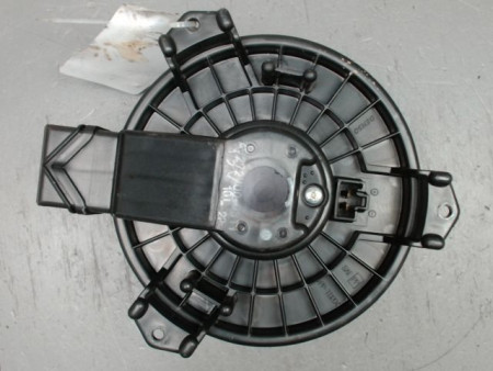 MOTEUR VENTILATEUR CHAUFFAGE TOYOTA YARIS II 2010-