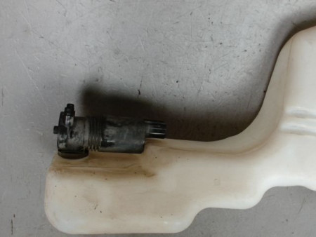 RESERVOIR LAVE-GLACE AVANT FORD FIESTA 2008-