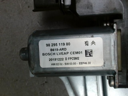 MECANISME+MOTEUR LEVE-GLACE ARRIERE DROIT CITROEN C3