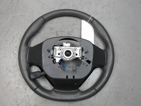 VOLANT DE DIRECTION TOYOTA AYGO 5P