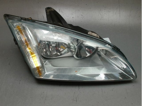 PHARE DROIT FORD FOCUS SW 2005-2007