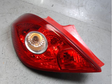 FEU ARRIERE GAUCHE  OPEL CORSA 2010-