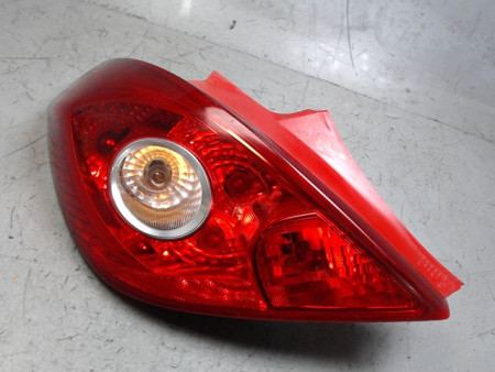 FEU ARRIERE GAUCHE  OPEL CORSA 2010-