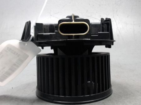 MOTEUR VENTILATEUR CHAUFFAGE RENAULT CLIO III 2009-