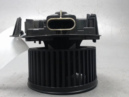 MOTEUR VENTILATEUR CHAUFFAGE RENAULT CLIO III 2009-