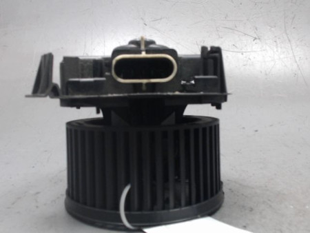 MOTEUR VENTILATEUR CHAUFFAGE RENAULT CLIO III 2009-