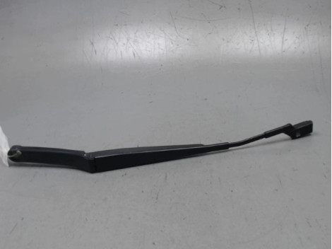 BRAS ESSUIE-GLACE AVANT GAUCHE VOLKSWAGEN PASSAT SW 2005-