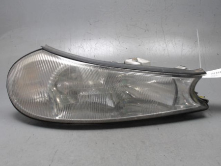 PHARE DROIT FORD MONDEO 96-00