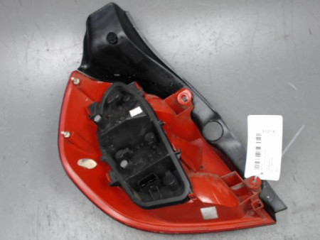 FEU ARRIERE DROIT RENAULT CLIO III 2005-