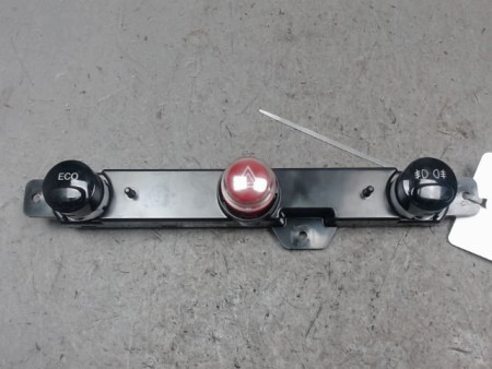 BOUTON DE WARNING FIAT 500 C 09-