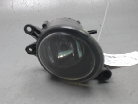 PHARE ANTIBROUILLARD AVANT DROIT AUDI A4 2001-