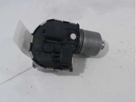 MOTEUR ESSUIE-GLACE AVD PEUGEOT 5008 2009-