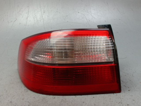 FEU ARRIERE GAUCHE  RENAULT LAGUNA II 00-2005