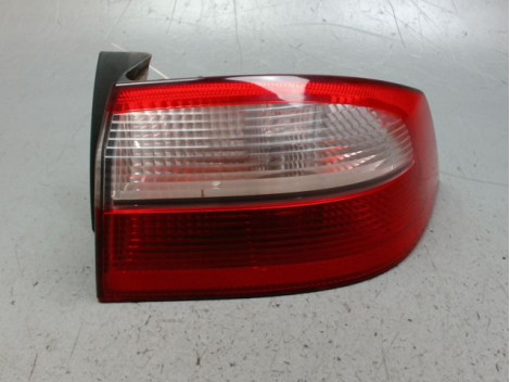 FEU ARRIERE DROIT RENAULT LAGUNA II 00-2005