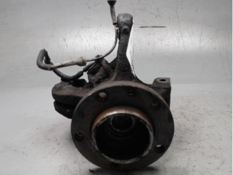 PIVOT AVANT GAUCHE NISSAN INTERSTAR MOYEN L2H2 2003-