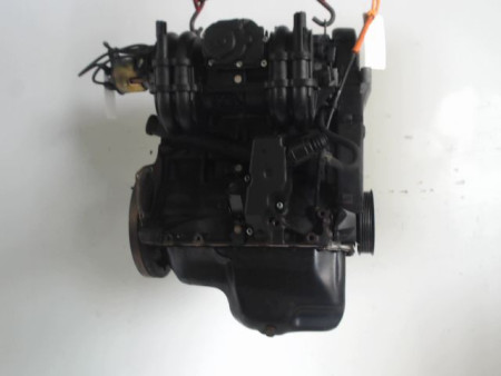 MOTEUR ESSENCE VOLKSWAGEN POLO 94-99 60 1.4