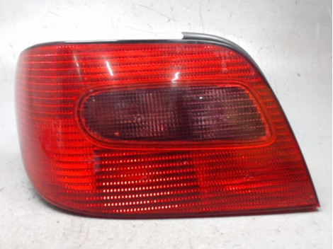 FEU ARRIERE GAUCHE  CITROEN XSARA 2000-