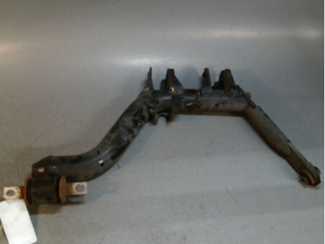 TRIANGLE INFERIEUR ARRIERE DROIT HONDA CIVIC 2004-