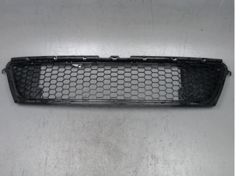 GRILLE PARE-CHOC AVANT DACIA SANDERO 2008-