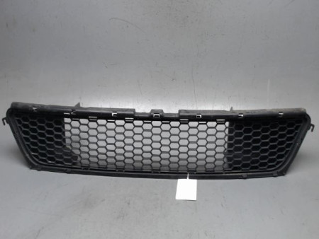 GRILLE PARE-CHOC AVANT DACIA SANDERO 2008-