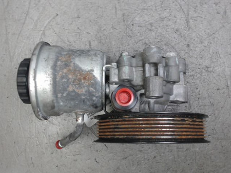 POMPE DIRECTION ASSISTEE TOYOTA AVENSIS BREAK 2006-