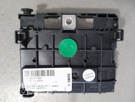 BOITE A FUSIBLES PEUGEOT 308 2007-