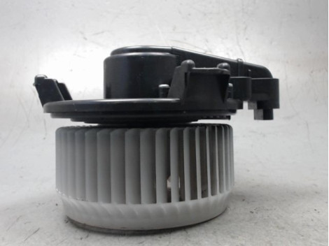 MOTEUR VENTILATEUR CHAUFFAGE TOYOTA AURIS