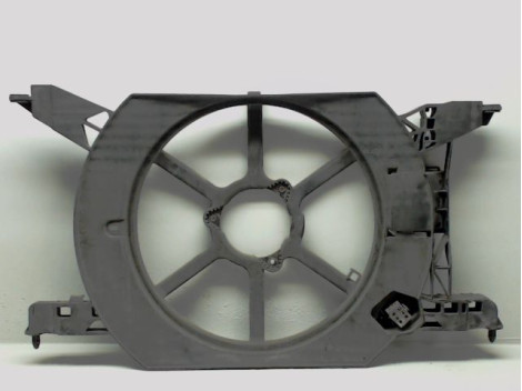 SUPPORT DE VENTILATEUR RENAULT LAGUNA 98-2000