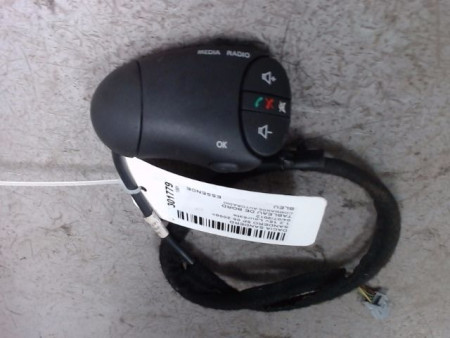 COMMANDE AUTORADIO DACIA SANDERO 2008-