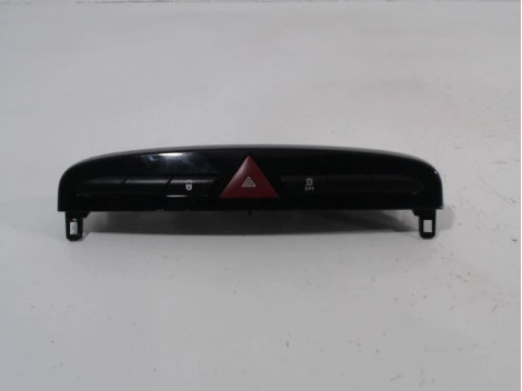 BOUTON DE WARNING PEUGEOT 308 SW 2008-