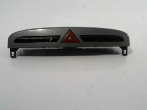 BOUTON DE WARNING PEUGEOT 308 2007-