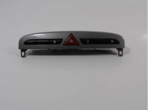 BOUTON DE WARNING PEUGEOT 308 SW 2008-