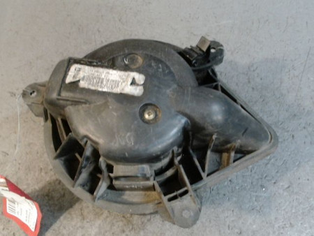 MOTEUR VENTILATEUR CHAUFFAGE OPEL VIVARO 1 PHASE 1 1.9DTI COMBI