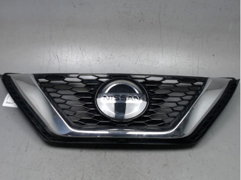 CALANDRE NISSAN QASHQAI