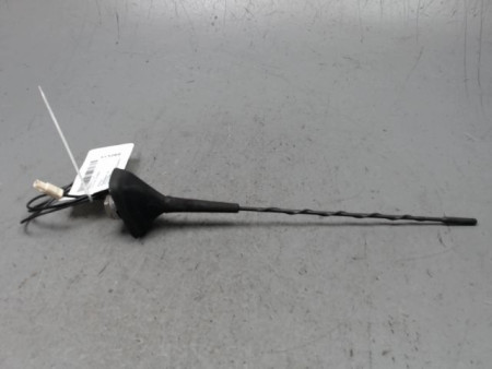 ANTENNE RADIO RENAULT CLIO III 2009-