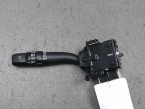 COMMANDE CLIGNOTANT TOYOTA AVENSIS BREAK 2006-