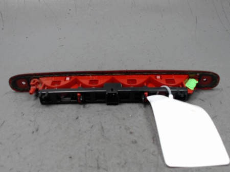 FEUX STOP SUPPLEMENTAIRE PEUGEOT 107 3P