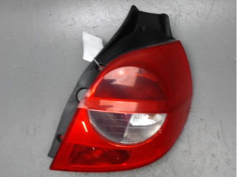 FEU ARRIERE DROIT RENAULT CLIO III 2005-