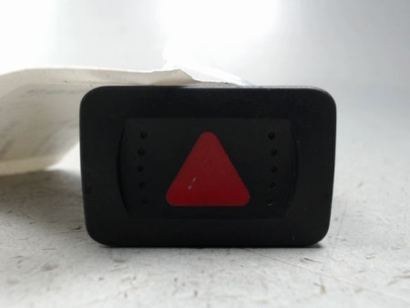 BOUTON DE WARNING VOLKSWAGEN GOLF