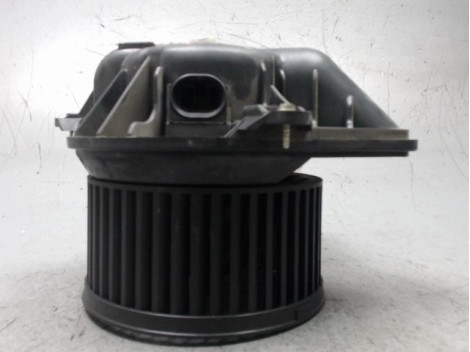 MOTEUR VENTILATEUR CHAUFFAGE OPEL VIVARO