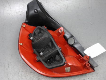 FEU ARRIERE DROIT RENAULT CLIO III 2005-