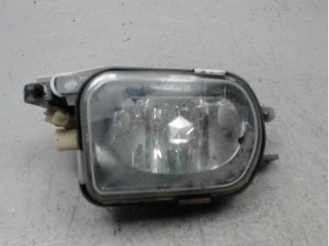 PHARE ANTIBROUILLARD AVANT GAUCHE MERCEDES CLASSE C 2004-