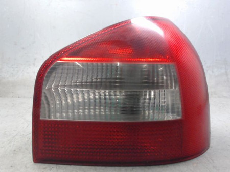 FEU ARRIERE DROIT AUDI A3 2000-2003