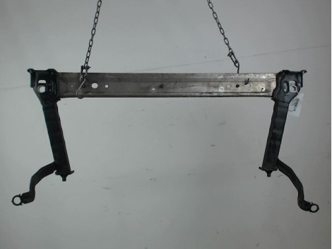 TRAVERSE INFERIEURE ARMATURE AVANT RENAULT MEGANE III 2008-