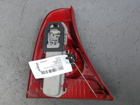 FEU ARRIERE DROIT RENAULT CLIO II PH.2 01-06