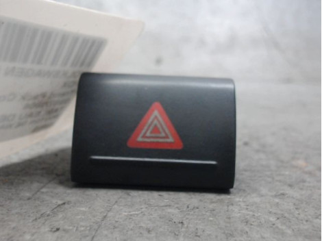 BOUTON DE WARNING VOLKSWAGEN FOX