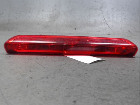 FEUX STOP SUPPLEMENTAIRE PEUGEOT 308 2007-